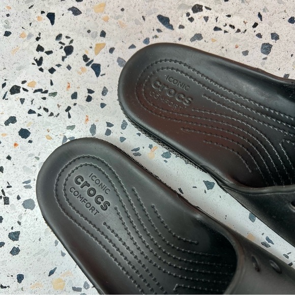CROCS Classic Iconic Slide V2 Women’s Slip On Comfort Sandals Sz 7 - Picture 7 of 8